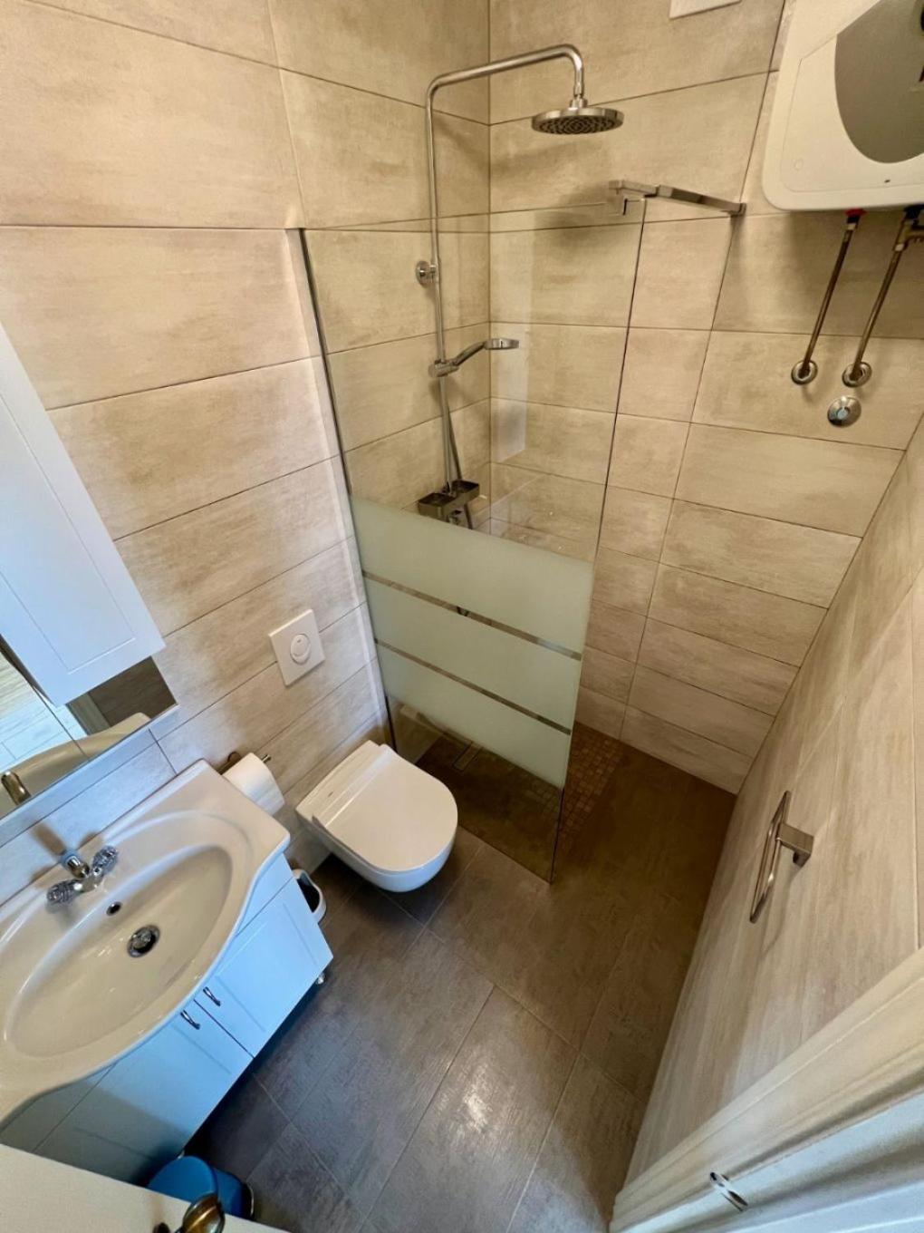 Apartments Via - 250 M From Sea 브렐라 외부 사진